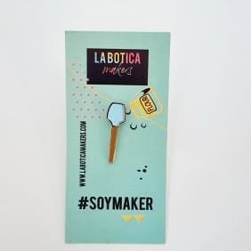 Pins Metalico Espatula Celeste LA BOTICA