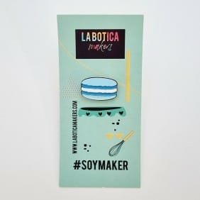 Pins Metalico Macaron Celeste LA BOTICA