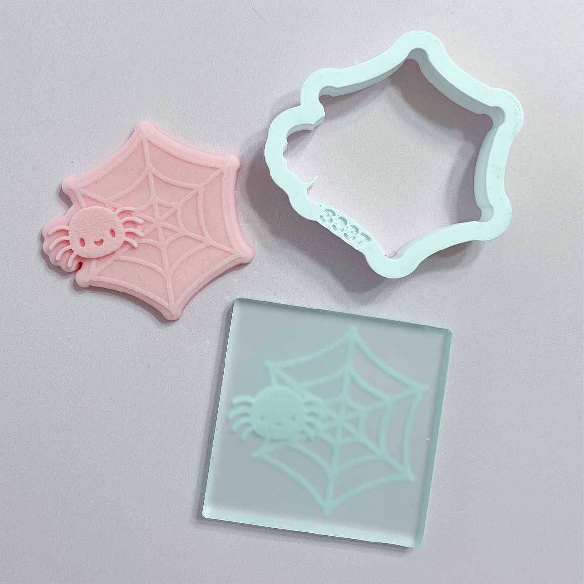 Sello Telaraña Bebe S337 – Incluye Cortante