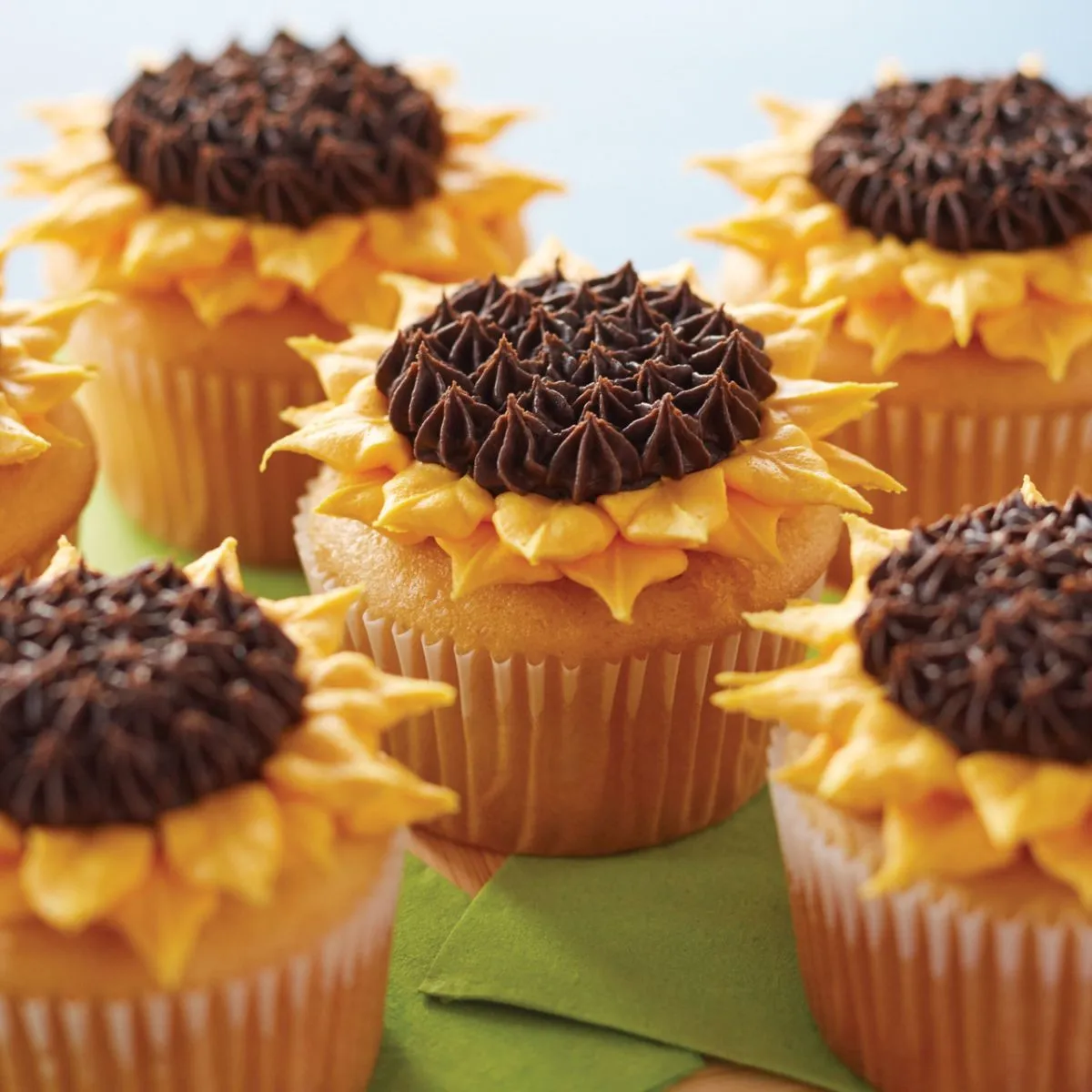 Juego De Picos Deluxe 29 Piezas ( 26 Picos 1 Acople 1 Clavo Y La Caja) (WILTON) - Imagen 7